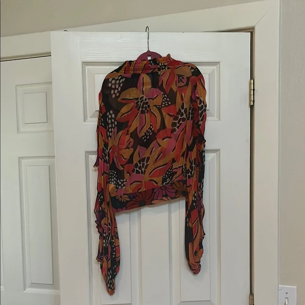 Farm Rio Blouse - Picture 1 of 5